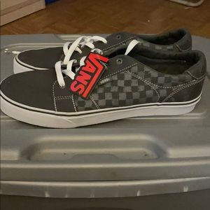 Size 12 men’s Vans sneakers